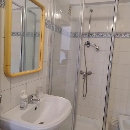 Guest house Come Inn Costa Da Caparica Costa da Caparica